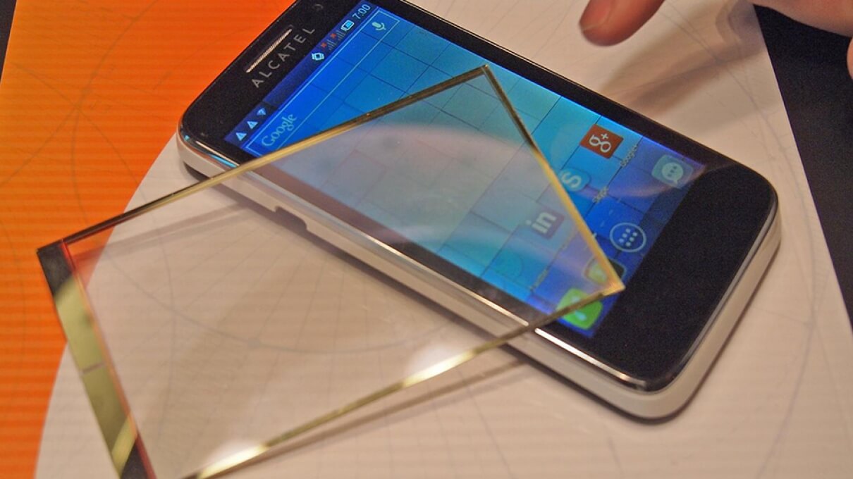Your Next Phone May Charge and Receive Data through this Incredible Screen